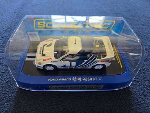 Scalextric ford rs200 - scalextric, rally